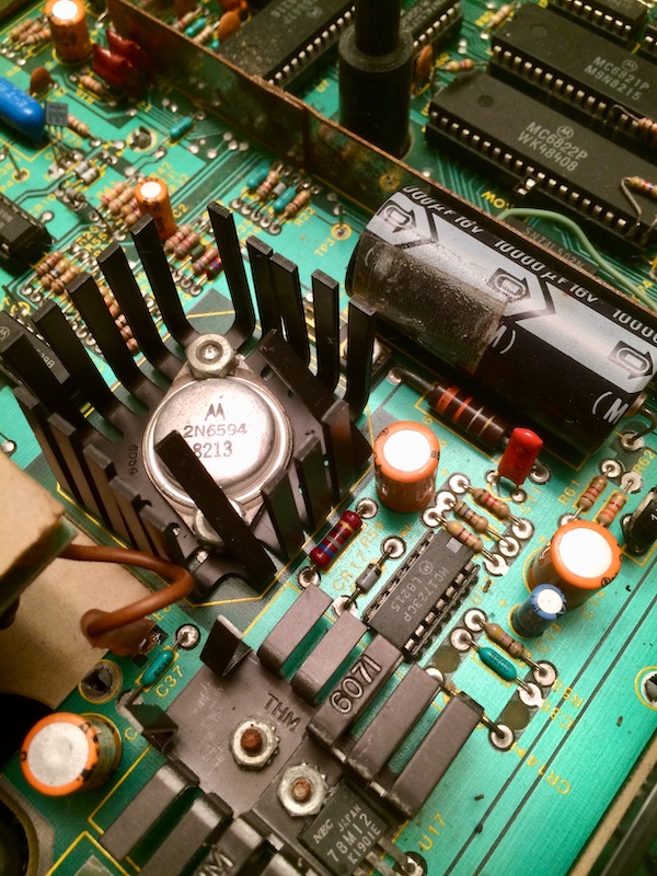 CoCo motherboard, the power regulator section