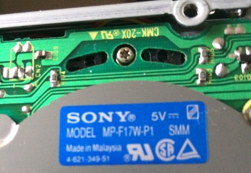 The label of the original Sony MP-F17W-P1 floppy drive. Why would you betray me, Sony? What's in it for you??