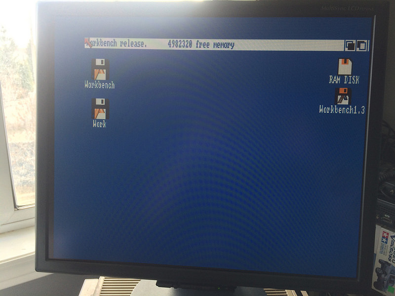 Still mounts the hard drive when booted from floppy image
