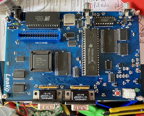 All chips are now socketed into the Leako board.