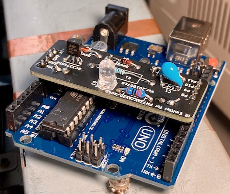 The keyboard adapter, straddling the top of an Arduino Uno. Yeah, it's a genuine one. I'm balling out of control.